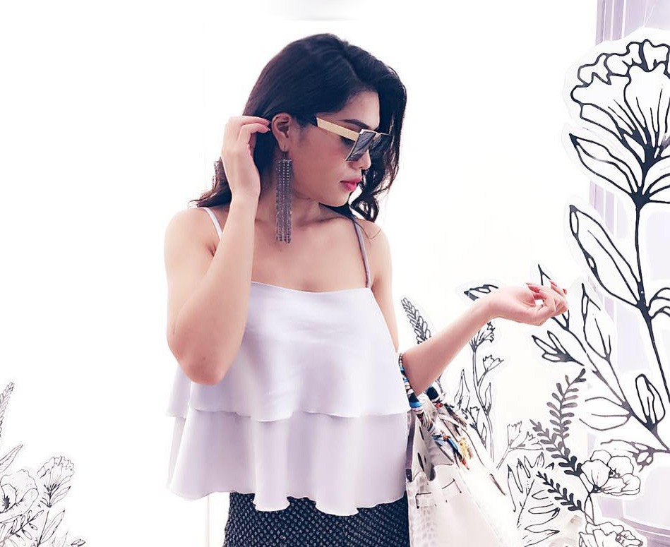 Loạt ảnh đời thường hút mắt của nhóm thiếu nữ Ê Đê bê tráp đang cực hot